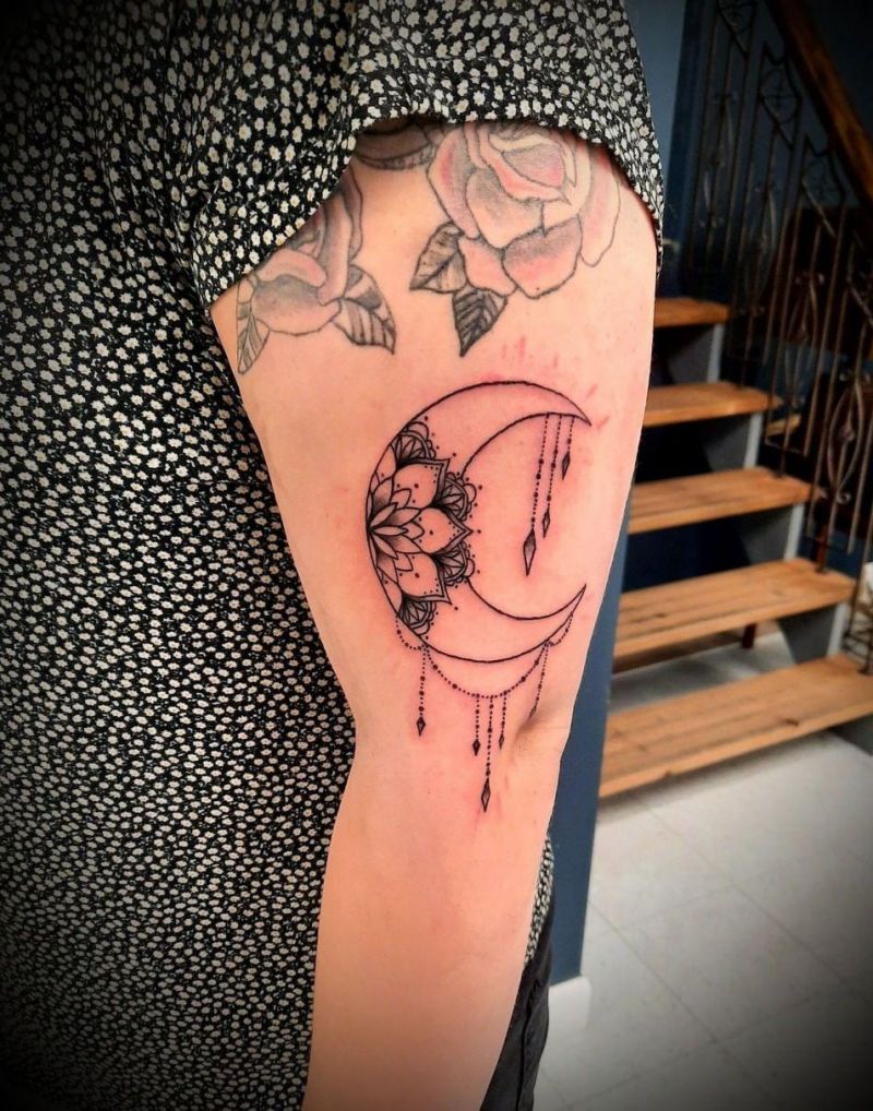 30 Pretty Moon Tattoos You Will Love