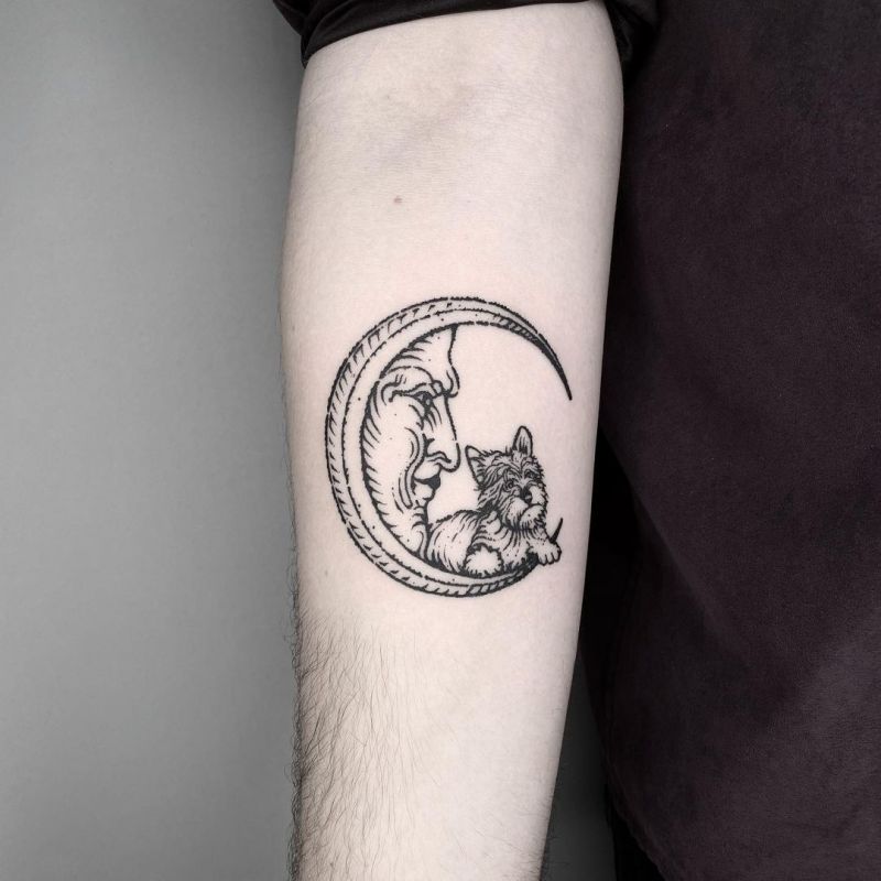 30 Pretty Moon Tattoos You Will Love