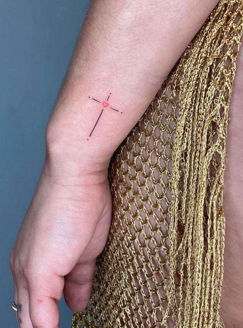 30 Pretty Cross Tattoos You Will Love