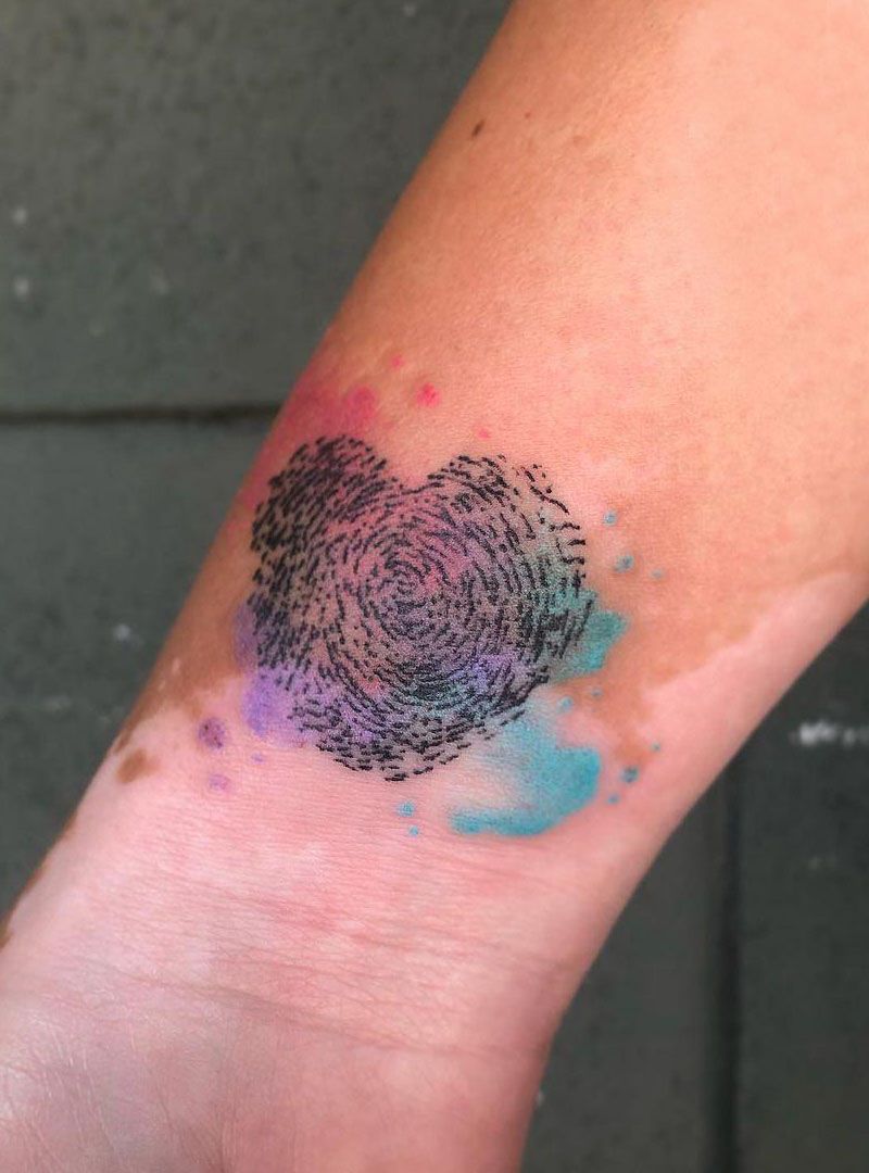 30 Pretty Fingerprint Tattoos Let You Remember The Most Important Person