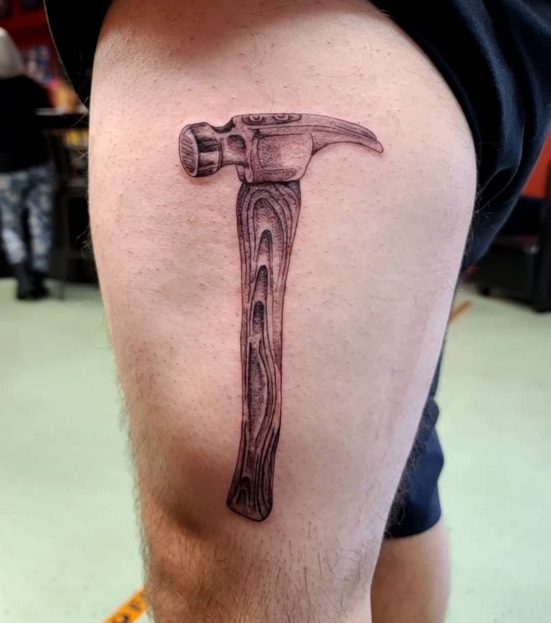 30 Pretty Hammer Tattoos You Will Love