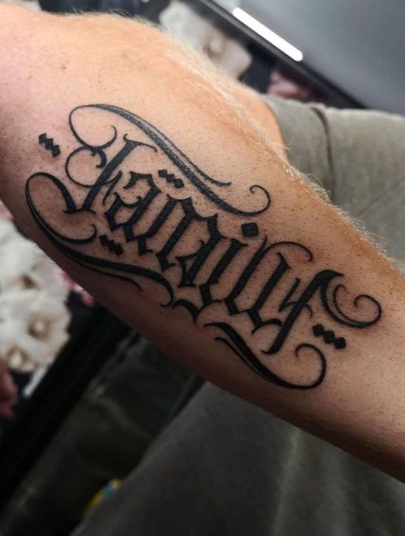 30 Pretty Ambigram Tattoos to Inspire You
