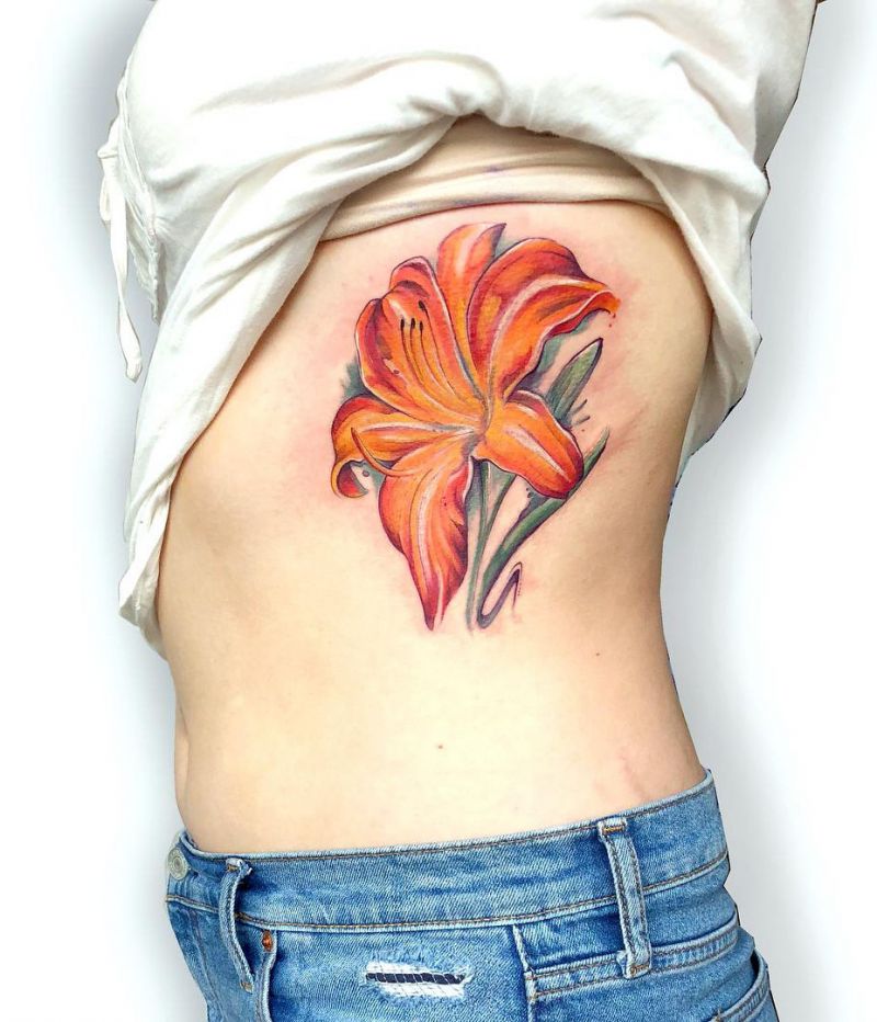 30 Pretty Daylily Tattoos Show Your Temperament