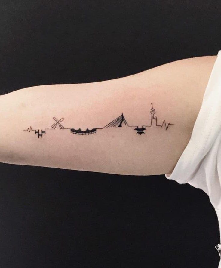 30 Pretty Skyline Tattoos to Inspire You