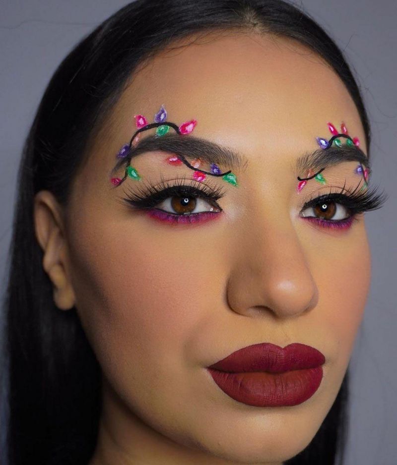 30 Glamorous Christmas Makeup Looks For Holiday