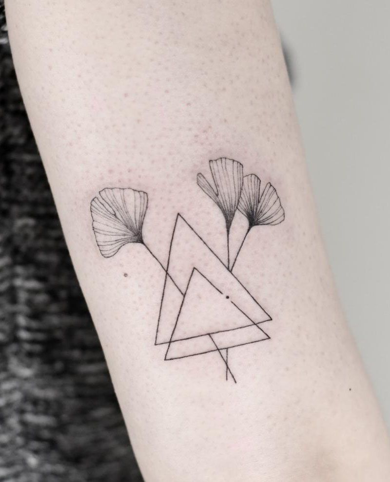 30 Pretty Ginkgo Tattoos to Inspire You