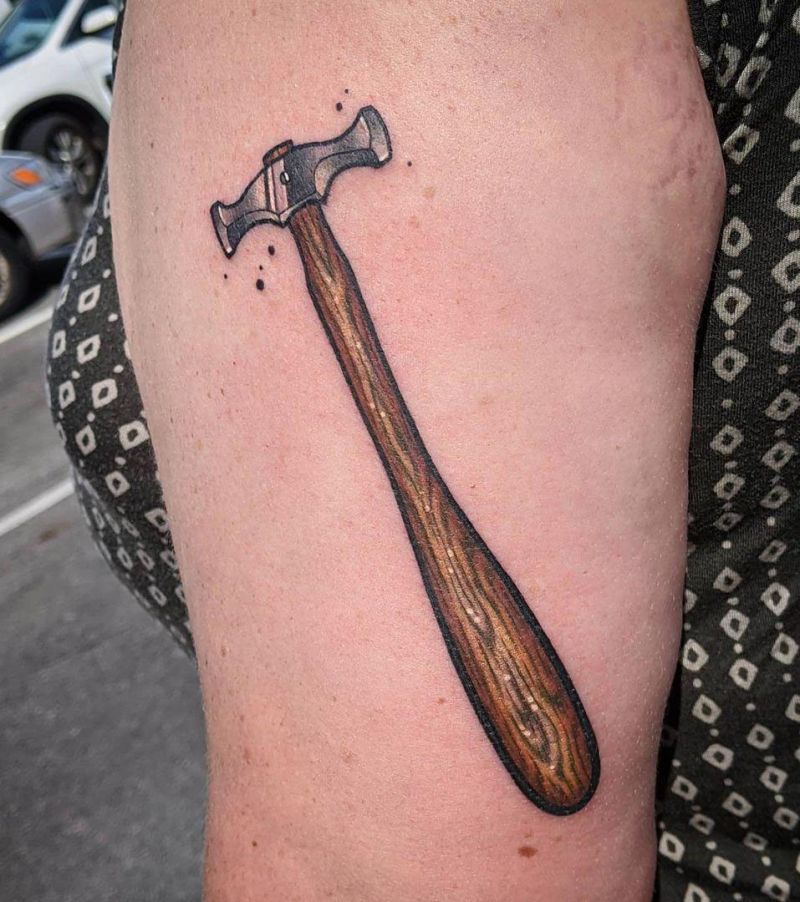 30 Pretty Hammer Tattoos You Will Love