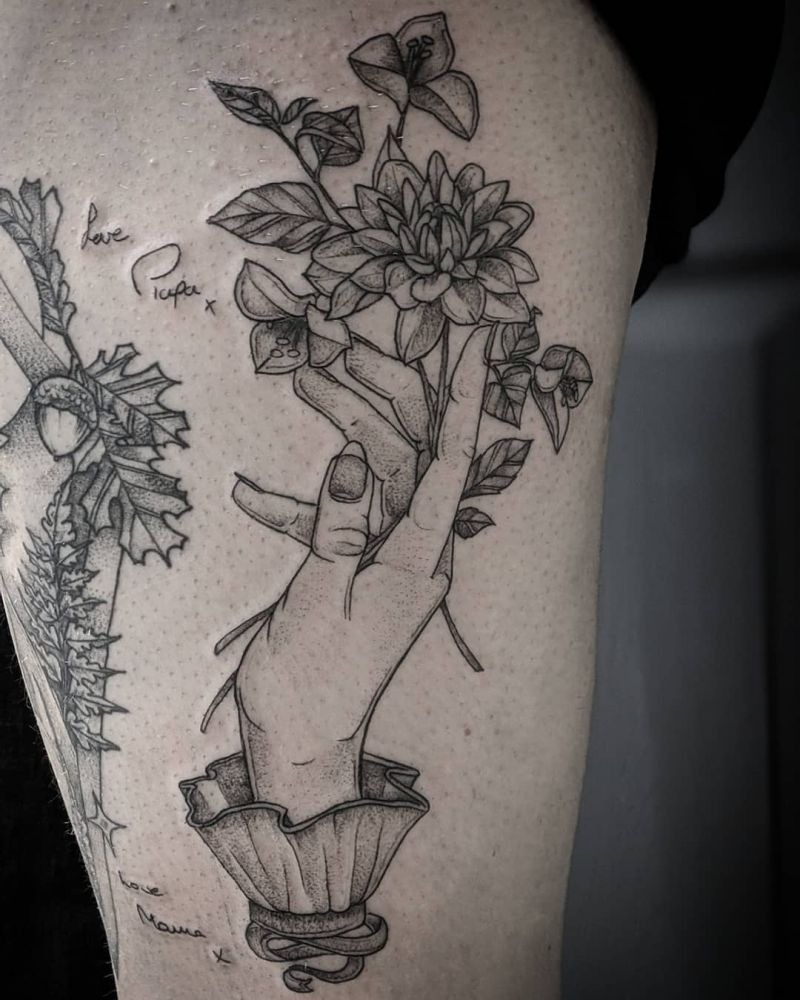 30 Pretty Dahlia Tattoos You Must Try