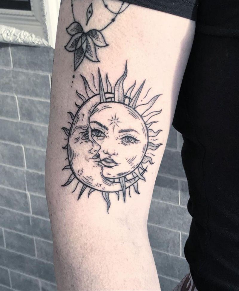 30 Pretty Sun and moon Tattoos Show Your Temperament