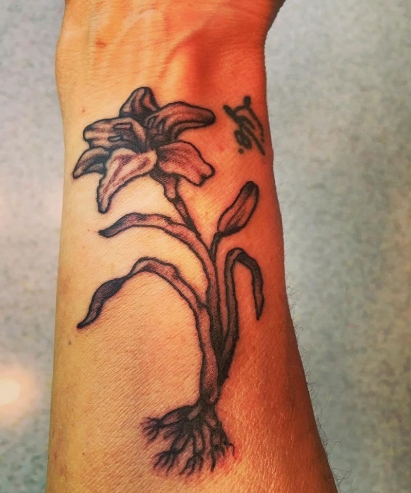 30 Pretty Daylily Tattoos Show Your Temperament