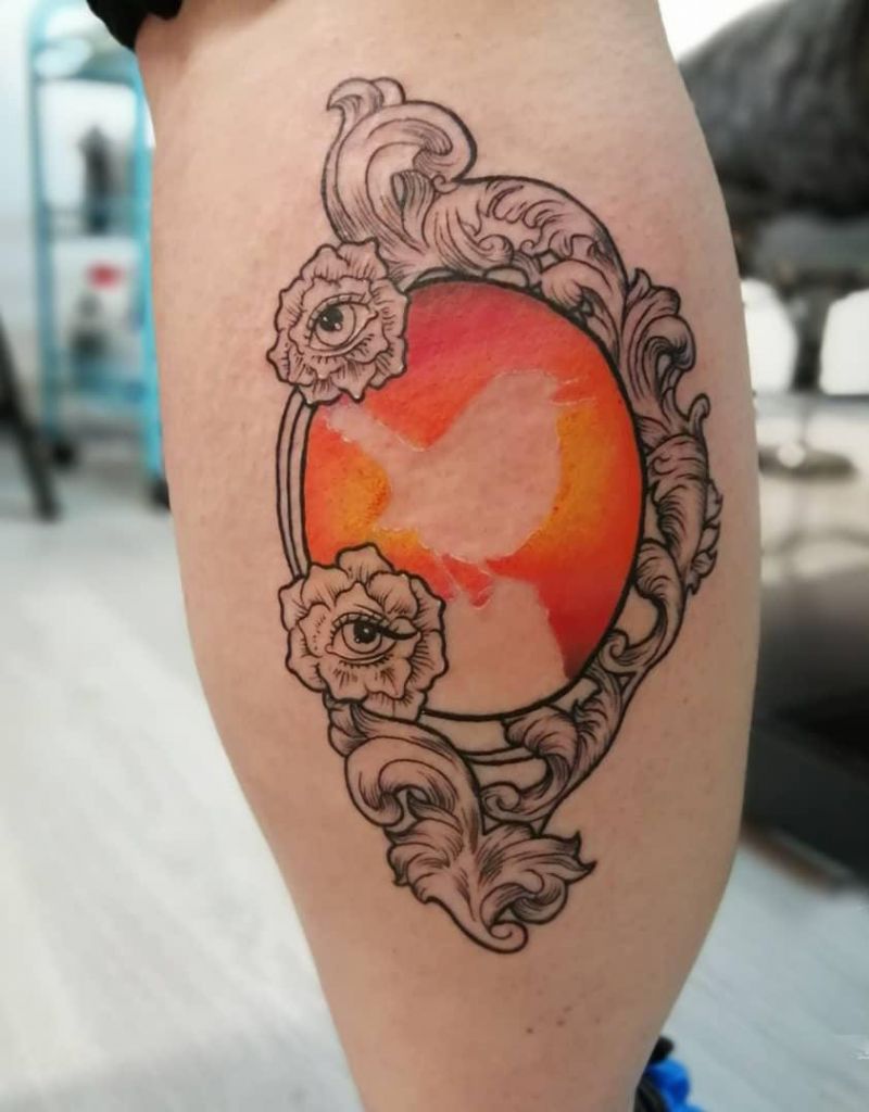 30 Pretty Frame Tattoos to Inspire You