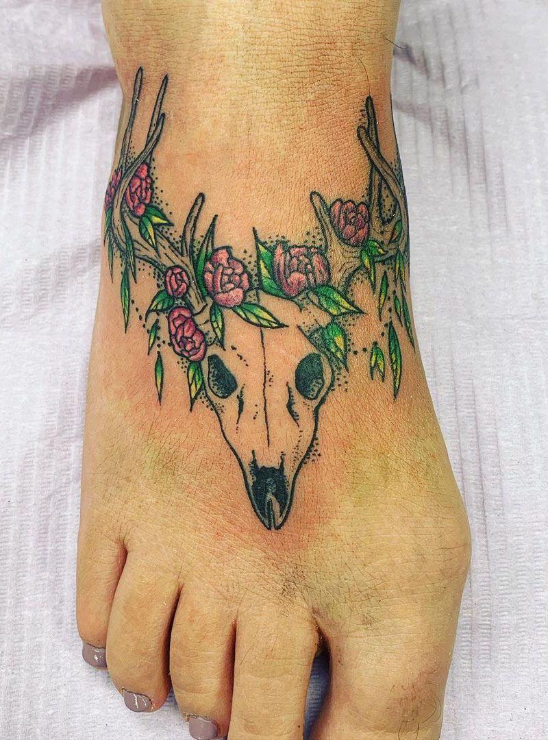 30 Pretty Deer Skull Tattoos Make You More Attractive