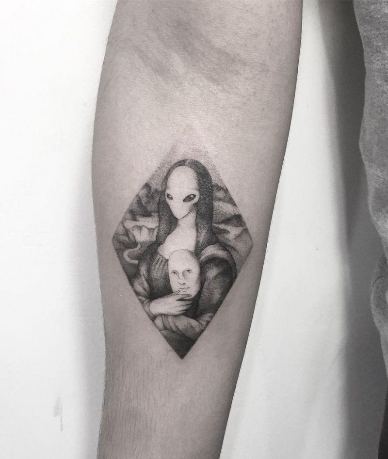 30 Pretty Mona Lisa Tattoos to Inspire You