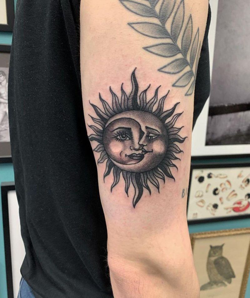 30 Pretty Sun and moon Tattoos Show Your Temperament