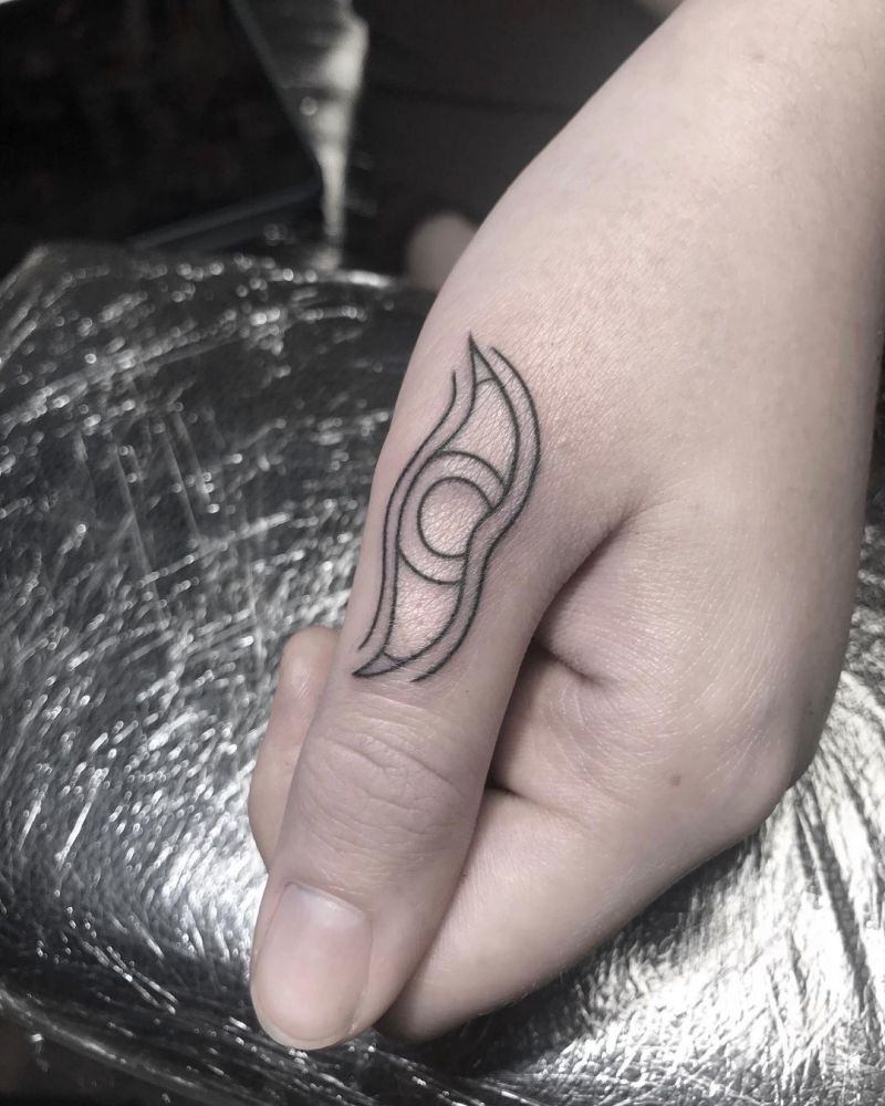 30 Pretty Thumb Tattoos You Will Love