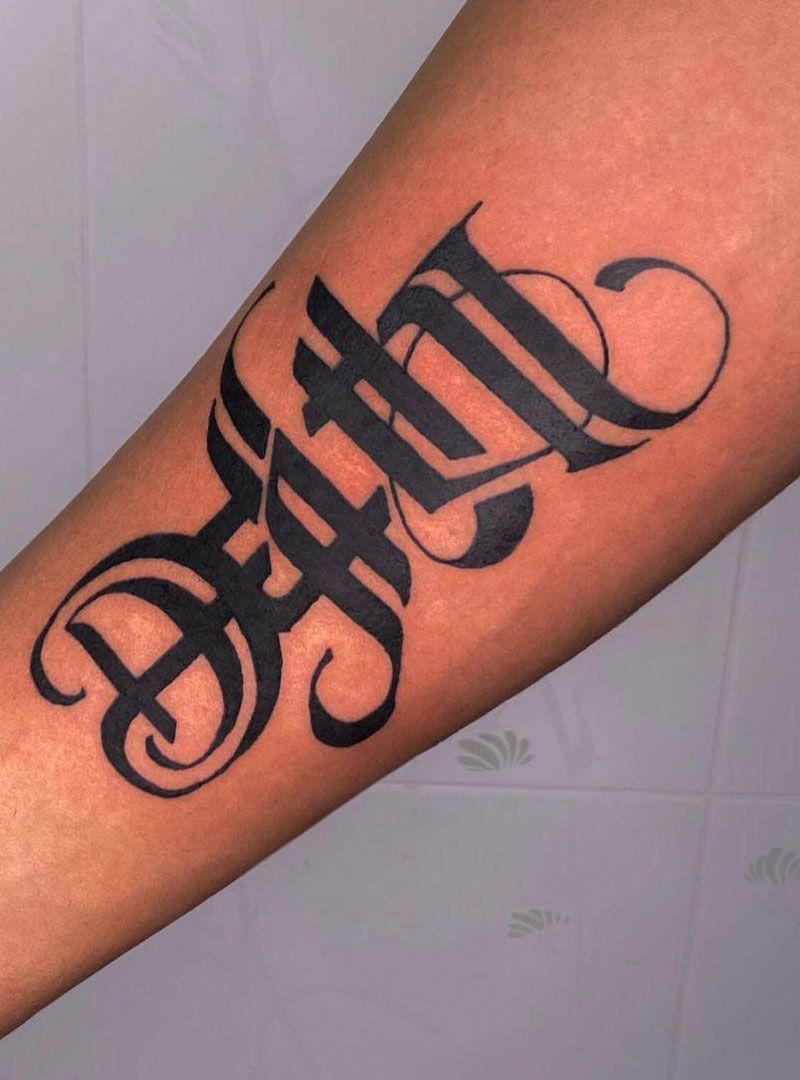 30 Pretty Ambigram Tattoos to Inspire You