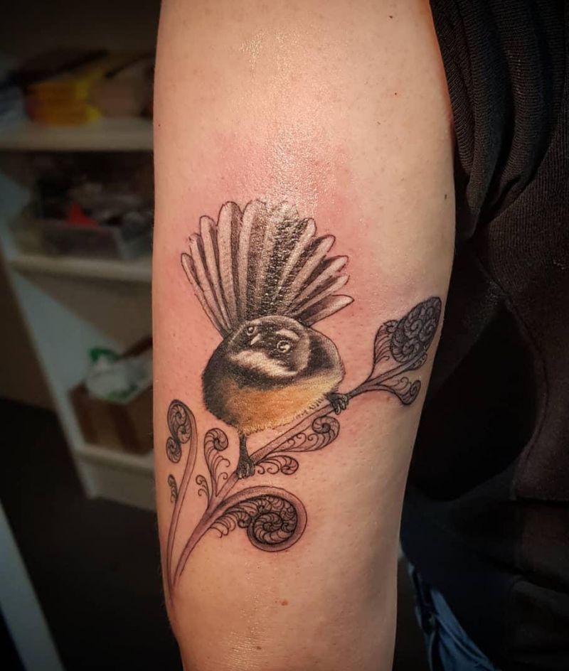 30 Pretty Fantail Tattoos You Must Try