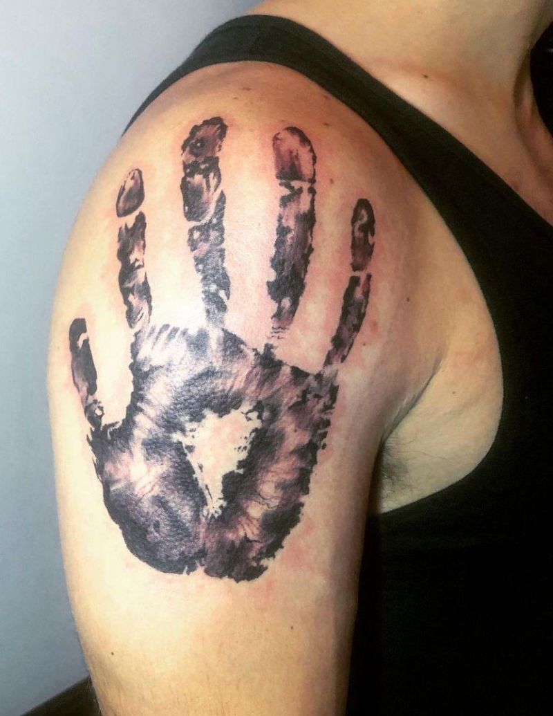 30 Pretty Handprint Tattoos You Can't Help Trying