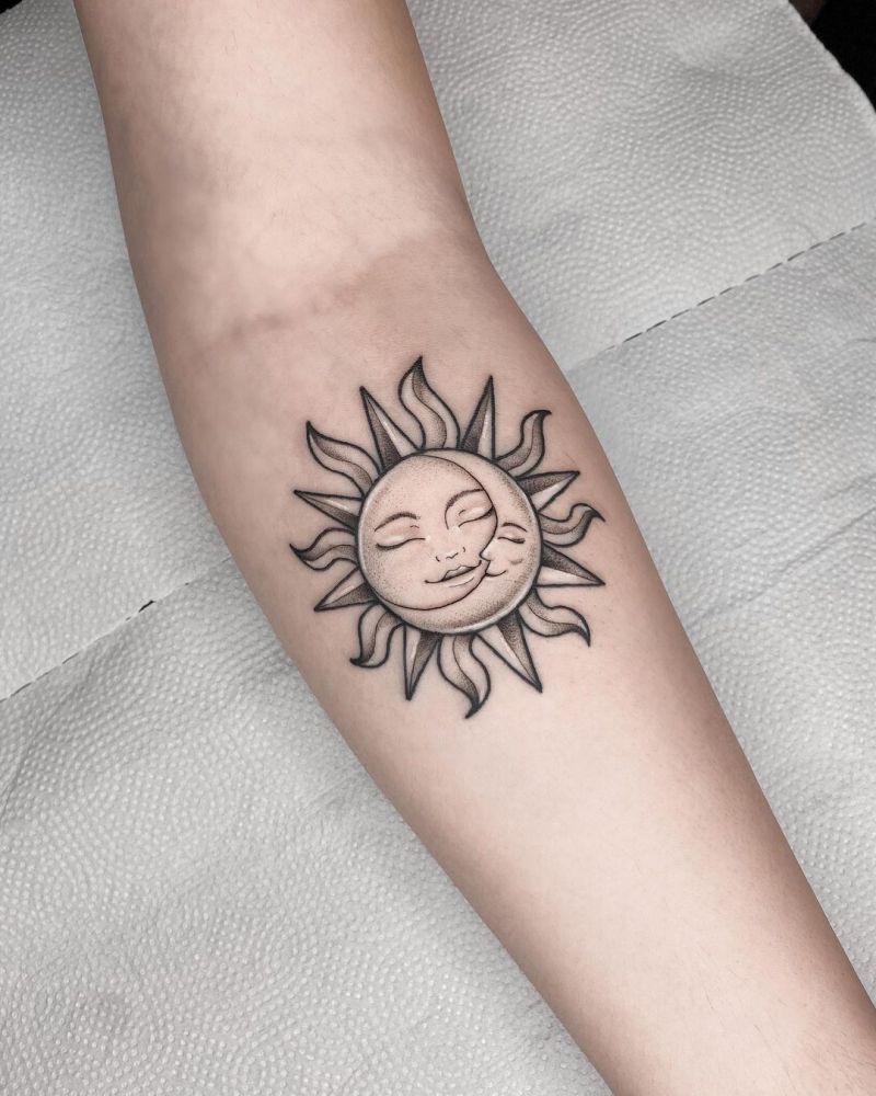 30 Pretty Sun and moon Tattoos Show Your Temperament