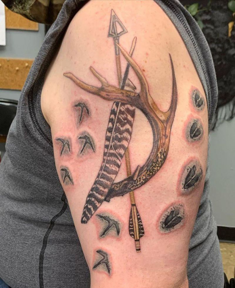 30 Pretty Hunting Tattoos to Inspire You