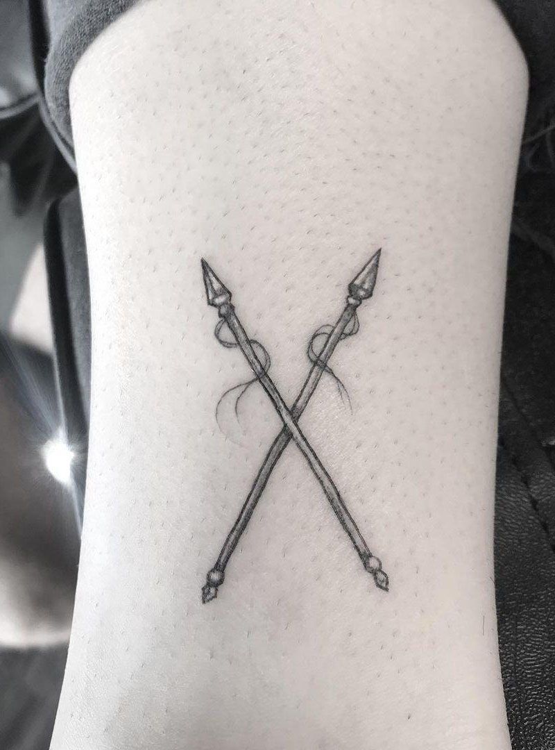 30 Pretty Spear Tattoos You Must Try