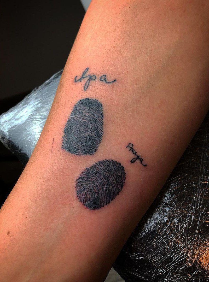 30 Pretty Fingerprint Tattoos Let You Remember The Most Important Person