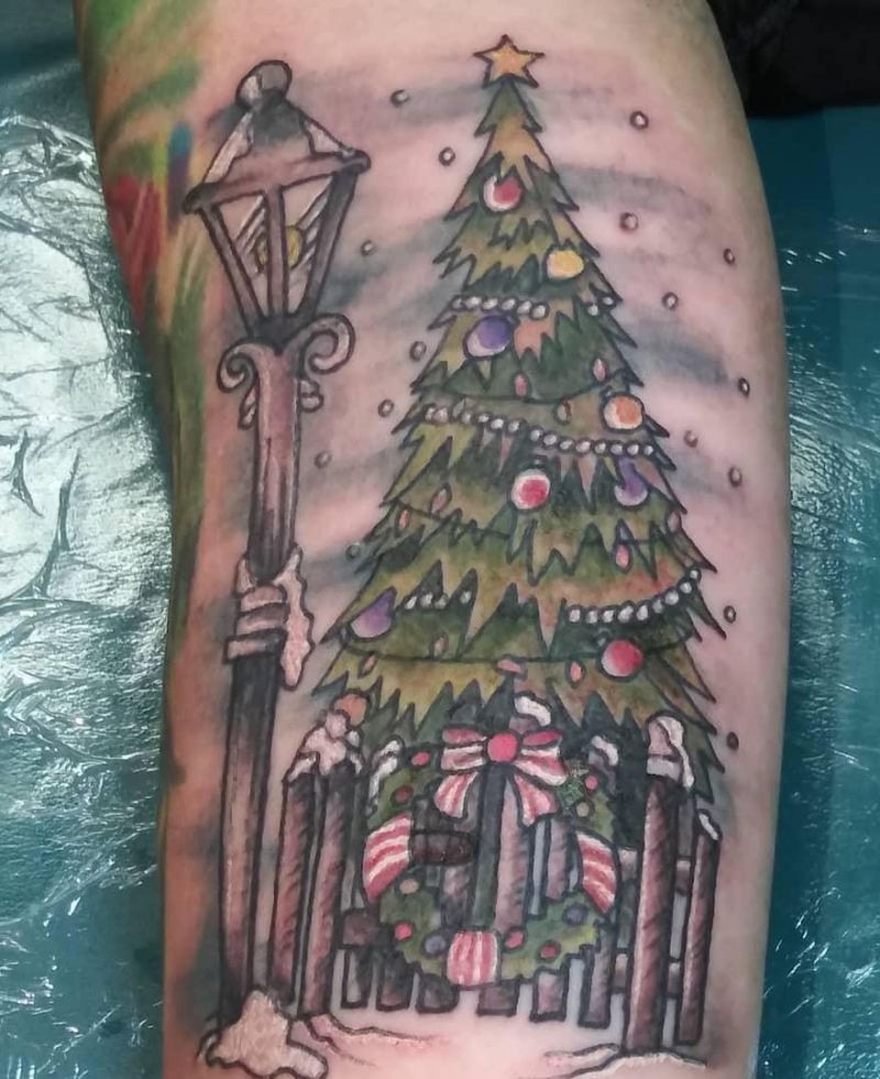 30 Pretty Christmas Tree Tattoos to Celebrate The Festival