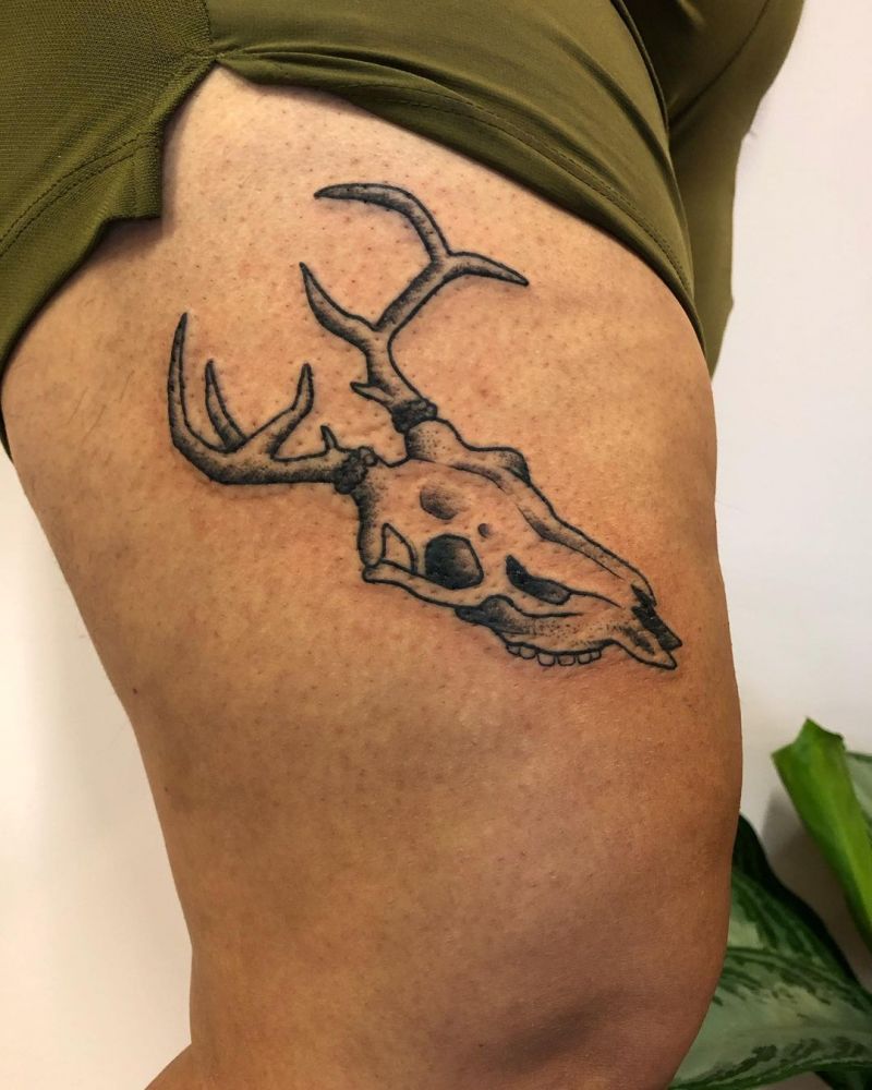 30 Pretty Deer Skull Tattoos Make You More Attractive