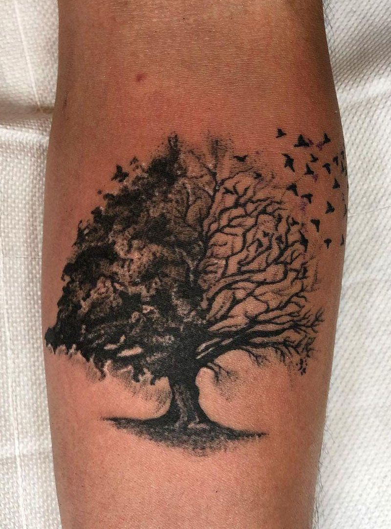 30 Pretty Family Tree Tattoos You Want to Try