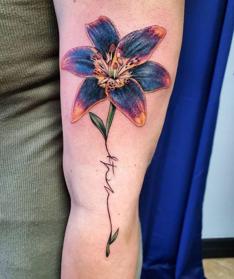 30 Pretty Daylily Tattoos Show Your Temperament