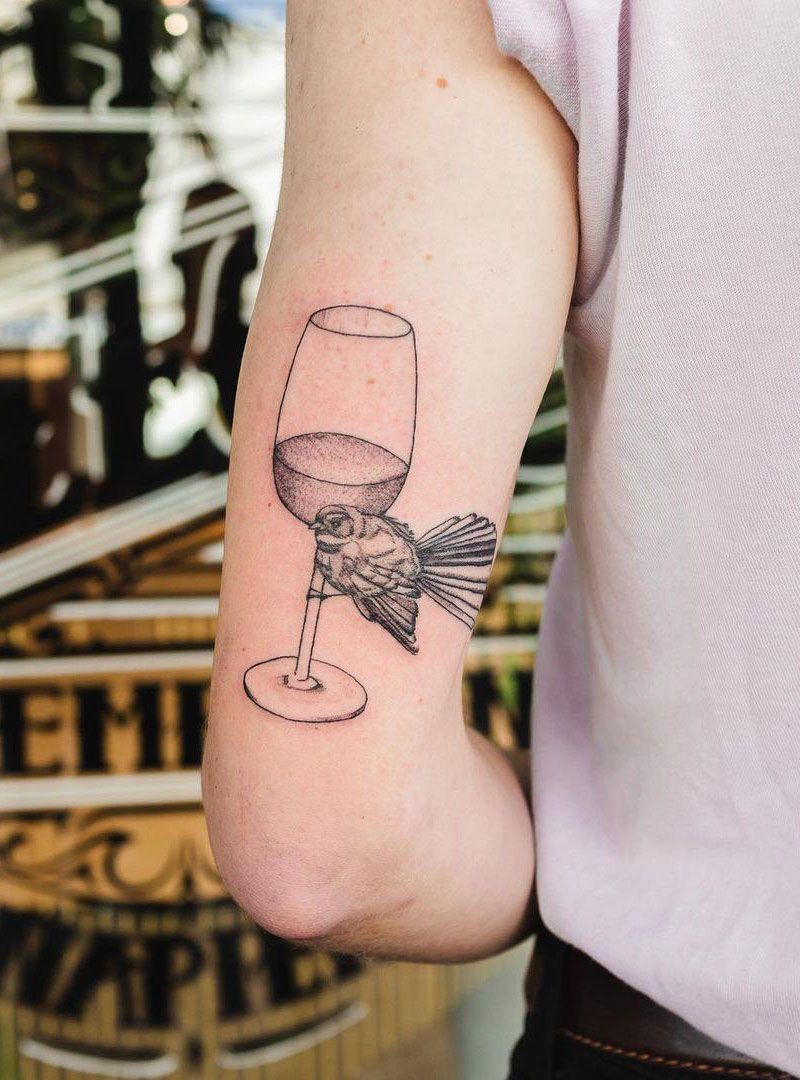 30 Pretty Fantail Tattoos You Must Try