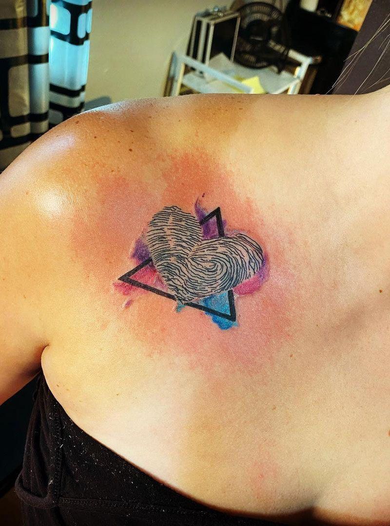 30 Pretty Fingerprint Tattoos Let You Remember The Most Important Person