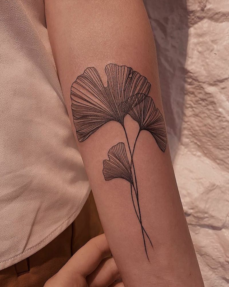 30 Pretty Ginkgo Tattoos to Inspire You