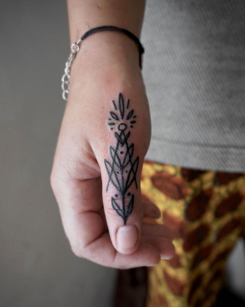 30 Pretty Thumb Tattoos You Will Love