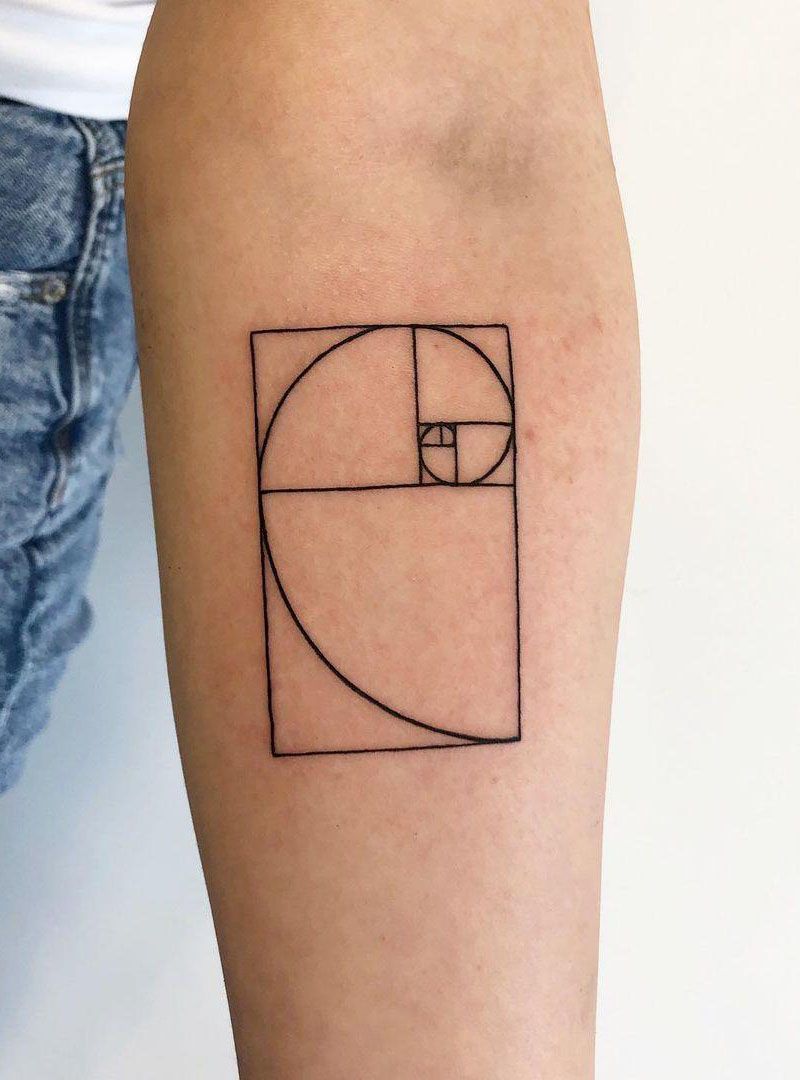 30 Pretty Fibonacci Tattoos You Will Love