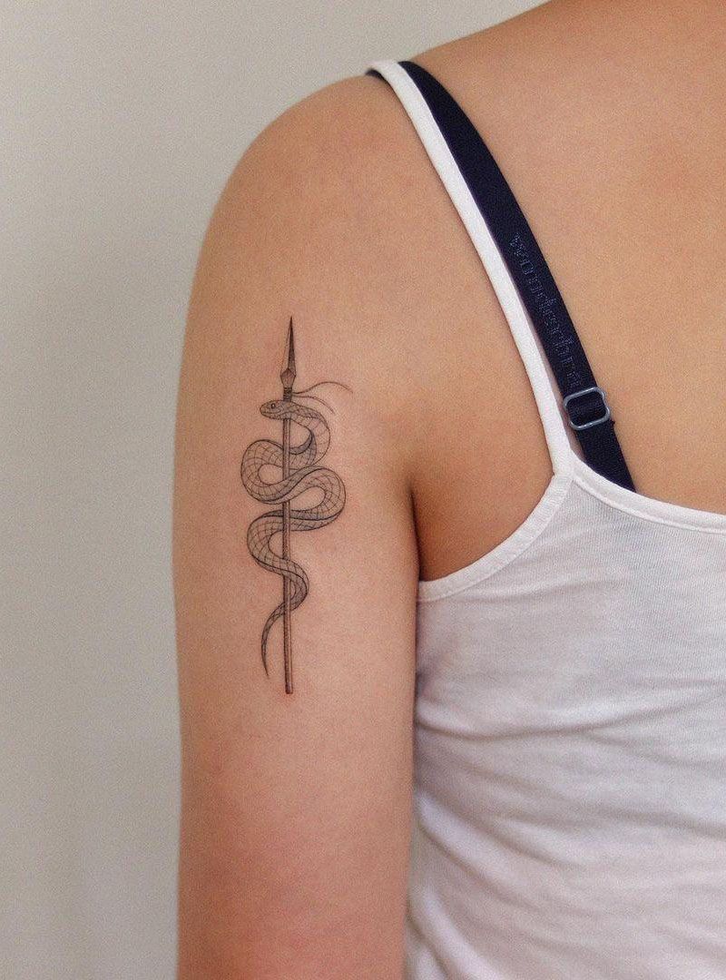 30 Pretty Spear Tattoos You Must Try