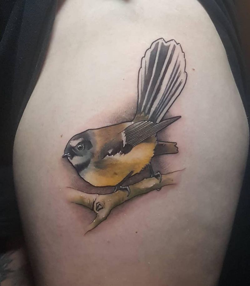 30 Pretty Fantail Tattoos You Must Try