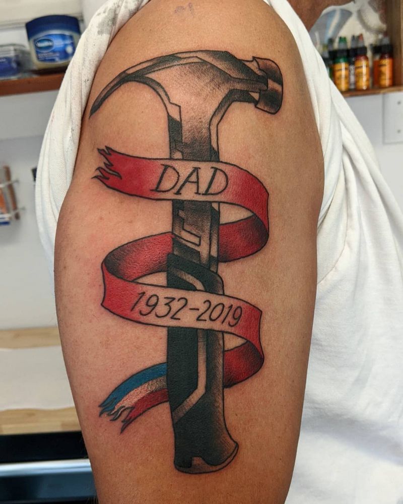 30 Pretty Hammer Tattoos You Will Love