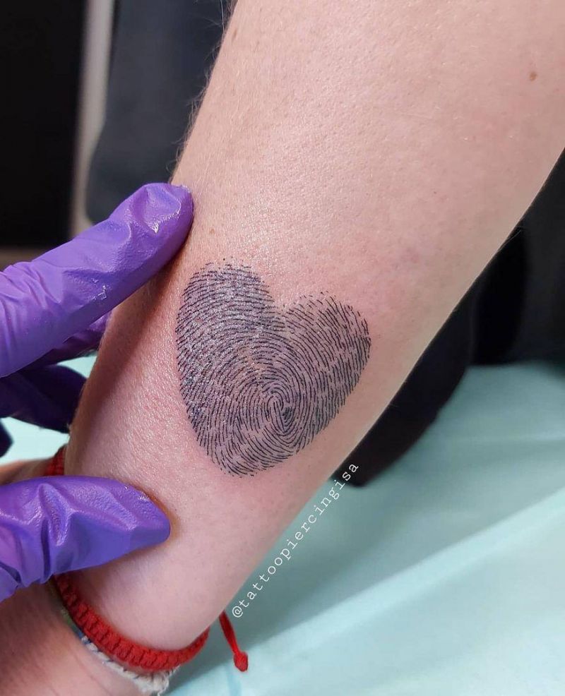 30 Pretty Fingerprint Tattoos Let You Remember The Most Important Person