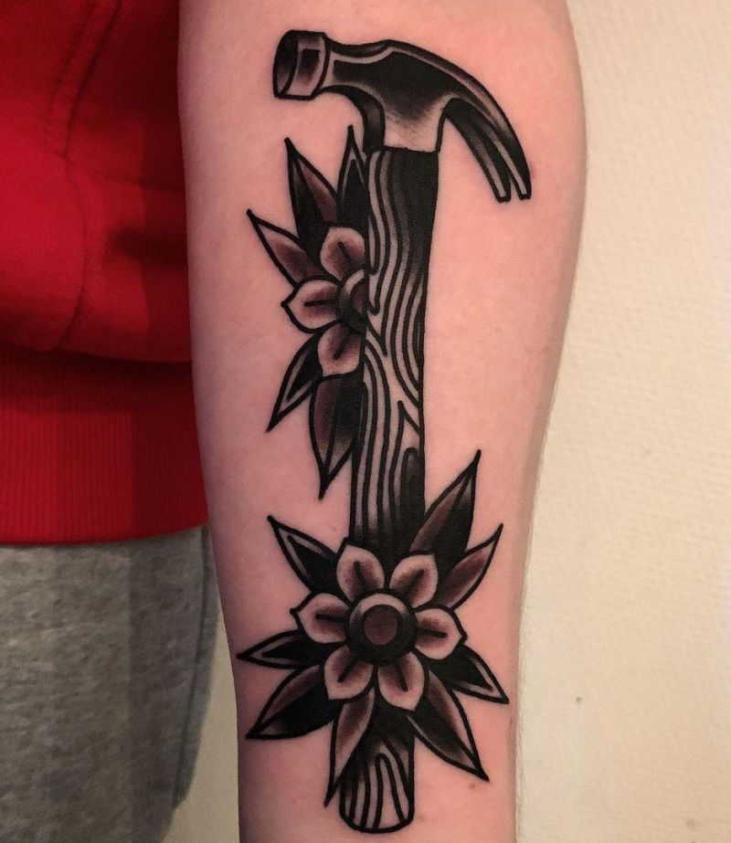 30 Pretty Hammer Tattoos You Will Love