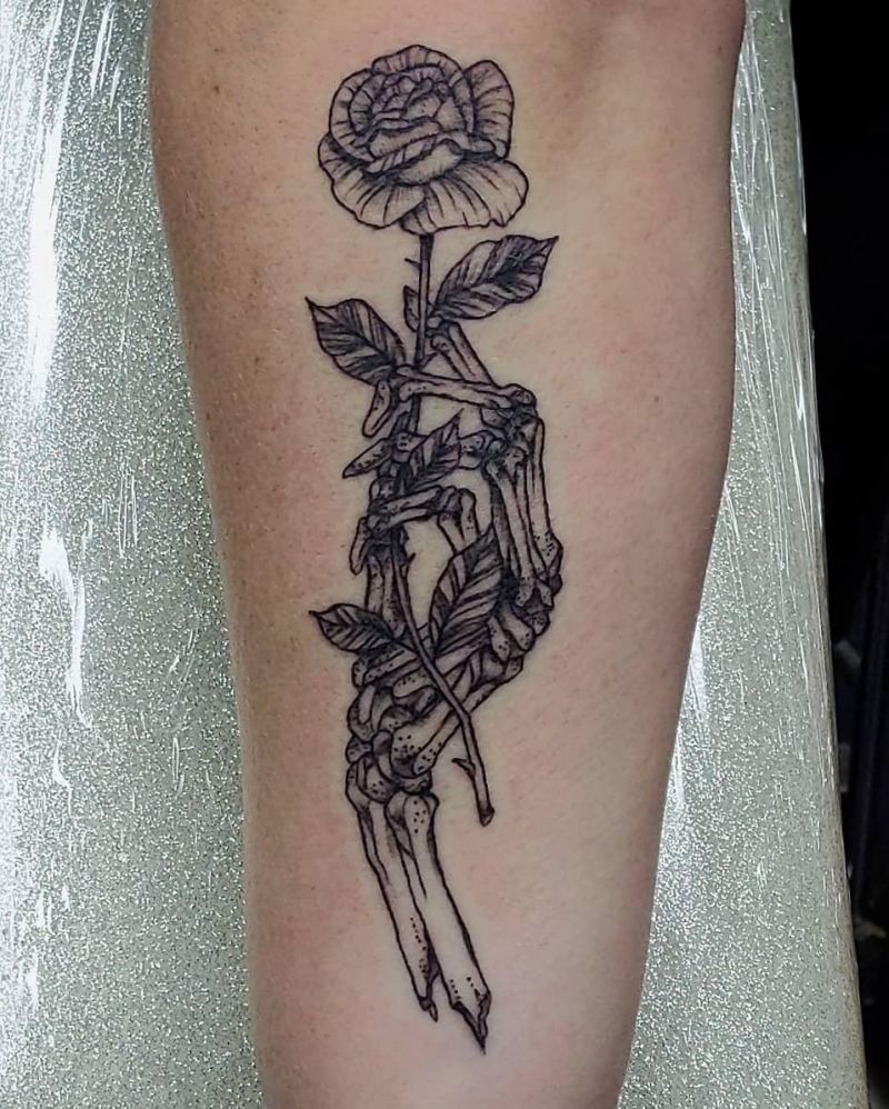 30 Pretty Skeleton Hand Tattoos Make You Attractive