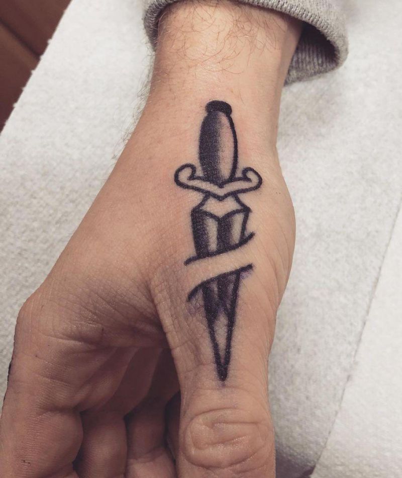 30 Pretty Thumb Tattoos You Will Love