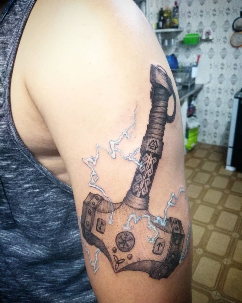 30 Pretty Hammer Tattoos You Will Love