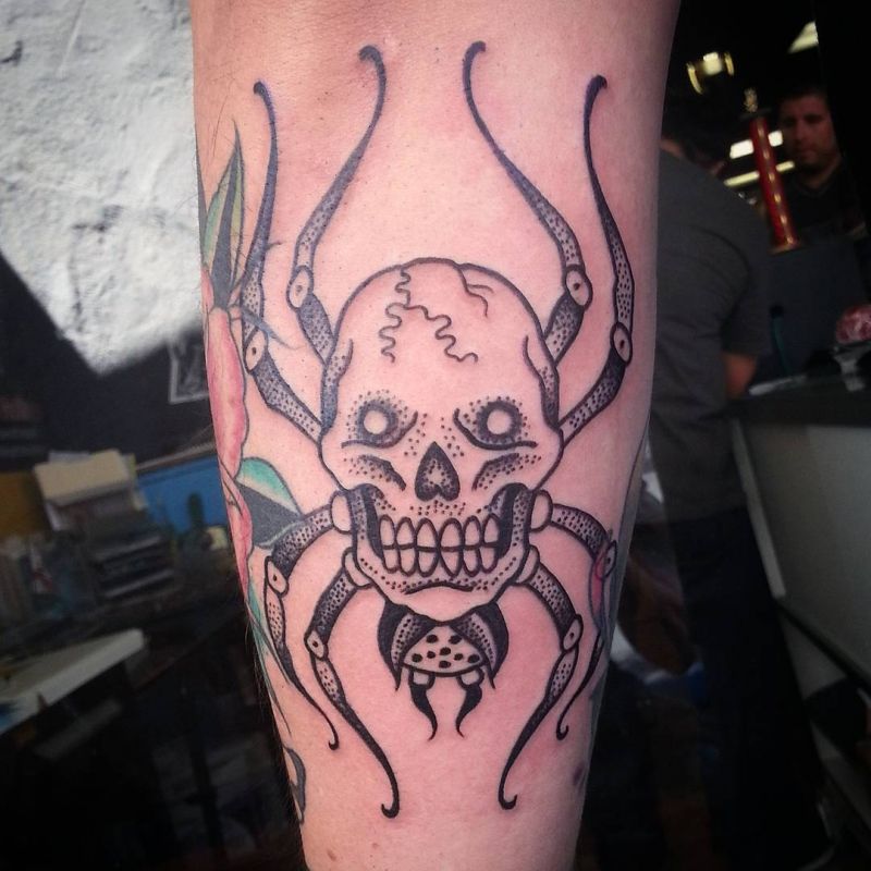 30 Pretty Skull Spider Tattoos You Must Try