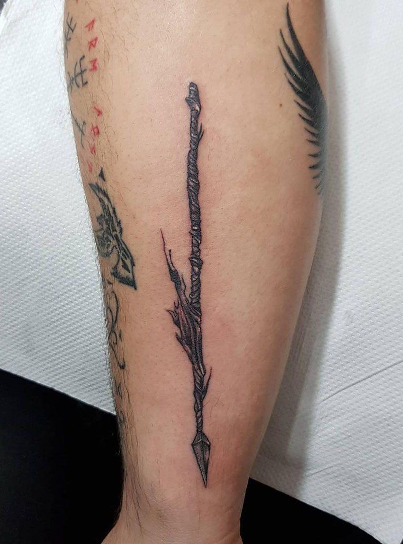 30 Pretty Spear Tattoos You Must Try