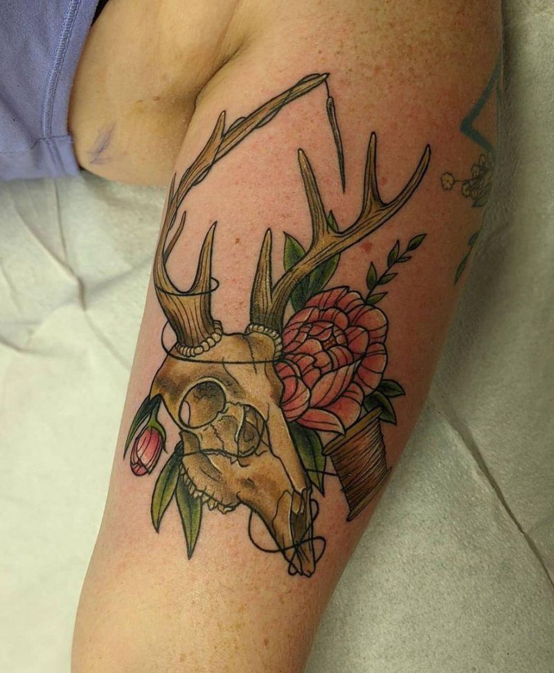 30 Pretty Deer Skull Tattoos Make You More Attractive