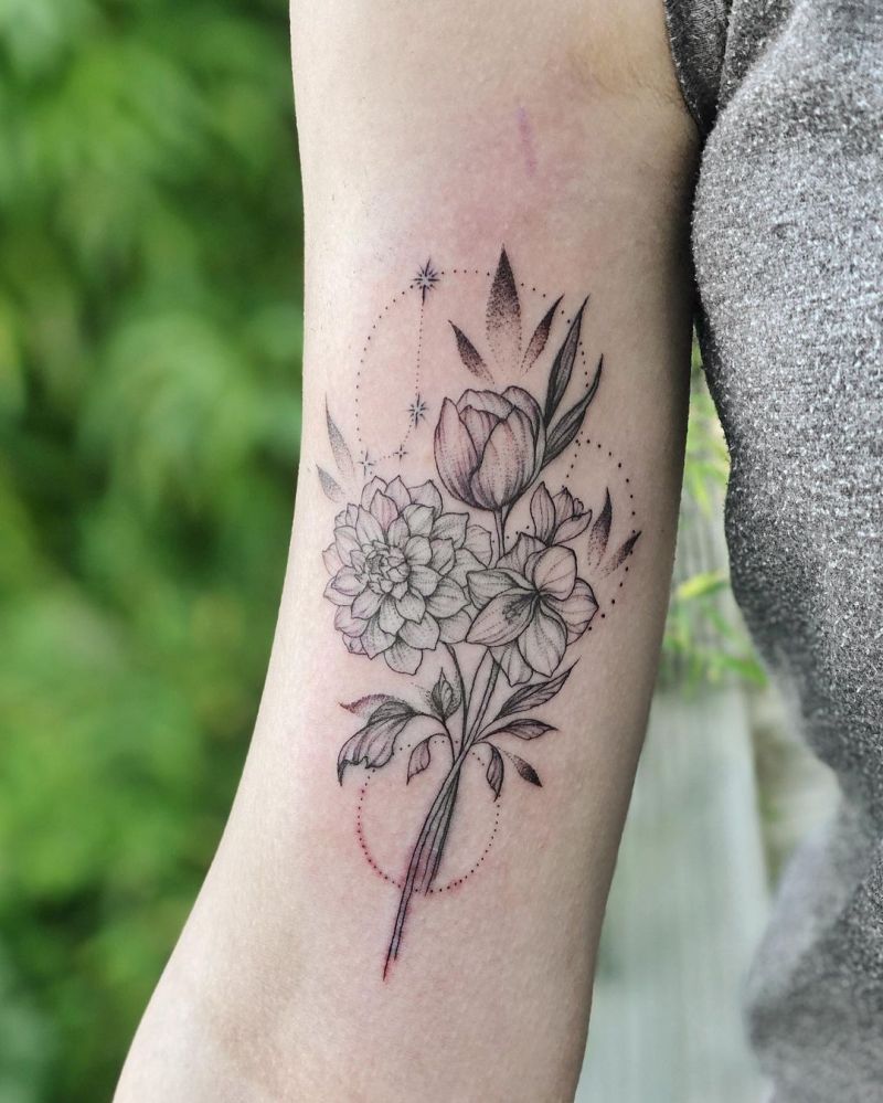 30 Pretty Dahlia Tattoos You Must Try