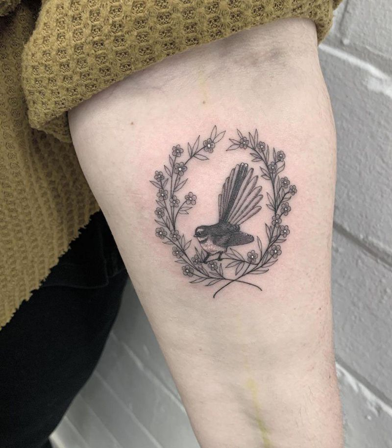 30 Pretty Fantail Tattoos You Must Try