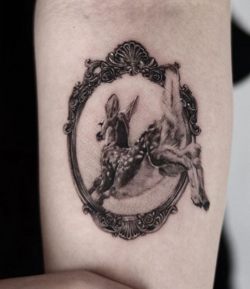 30 Pretty Frame Tattoos to Inspire You