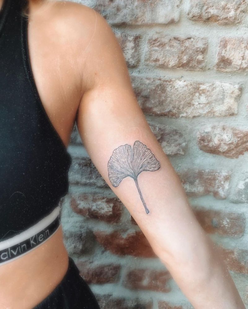 30 Pretty Ginkgo Tattoos to Inspire You